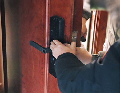 凤翔24小时上门开锁公司
